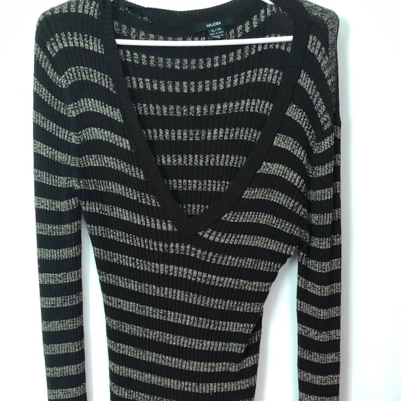 V neck sweater - Picture 1 of 3